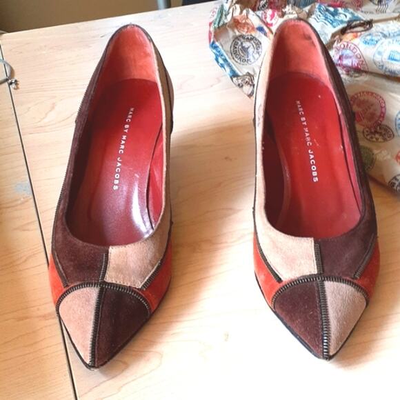 MARC BY MARK JACOBS Patchwork Pumps Size 7 SUEDE Heels Office Workwear Vintage - Picture 2 of 13